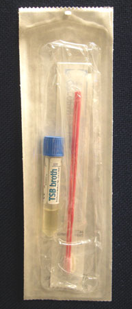 MRSA Kit: 1 buis met 2ml TSB +2.5 NaCL medium 3 flocked swabs /zakje (2 roze swabs + 1 witte swab), Copan