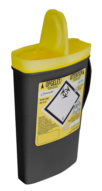 Sharpsafe 0,45L, mesjes opening, zwarte container met geel deksel, 5th GEN