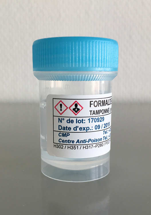 20ml beaker plp with blue scewcap, 10ml neutral formaldehyde, 4% buffered, personalised MLS label