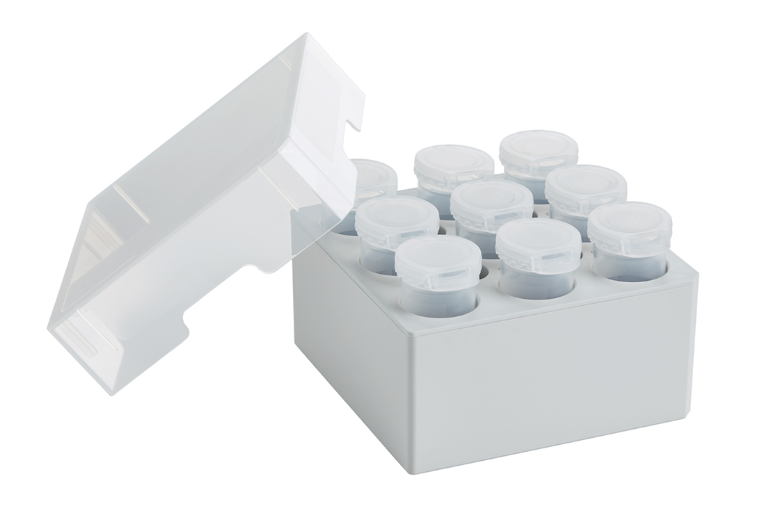 Storage box pour 9 tubes, polypropylène, avec couvercle et code alfanumérique, set de 2 pcs, Eppendorf